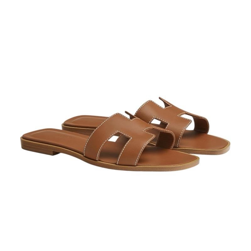 54c1d883-0fad-4e31-ae65-4127c7dc5160.jpeg Hermes Brown Leather Oran FlatSandals - Image 2