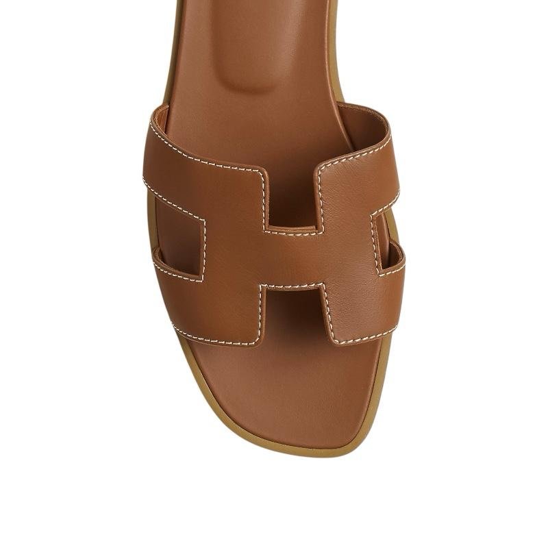 8a07c2d0-151f-4d9b-933b-37825a9ced5f.jpeg Hermes Brown Leather Oran FlatSandals - Image 4