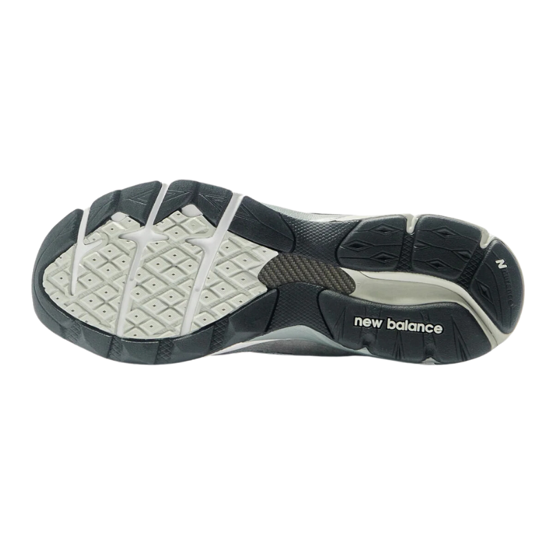 Adidas-Bermuda-Collegiate-Burgundy-78.png New Balance 990V3 - Kith Grey - Image 3