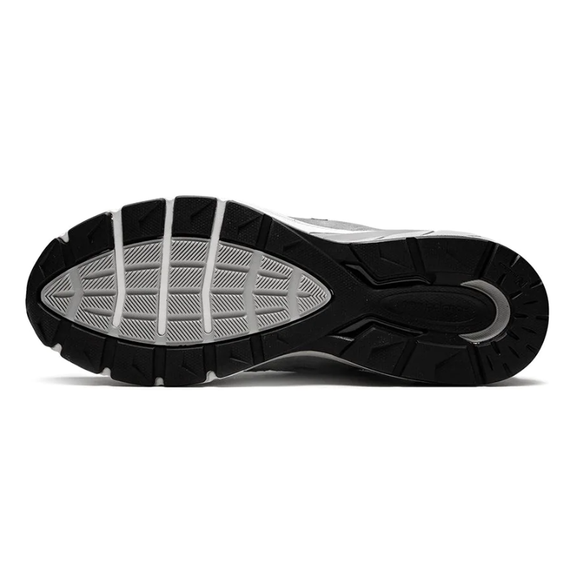 Adidas-Bermuda-Collegiate-Burgundy-82.png New Balance 990V5 - Grey GS - Image 4