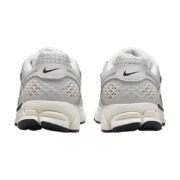 Nike Zoom Vomero 5 Chrome - Image 6