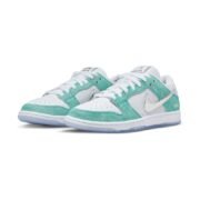 Nike SB Dunk Low April Skateboards - Image 3