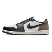Jordan 1 Retro Low OG - Mocha - Image 2