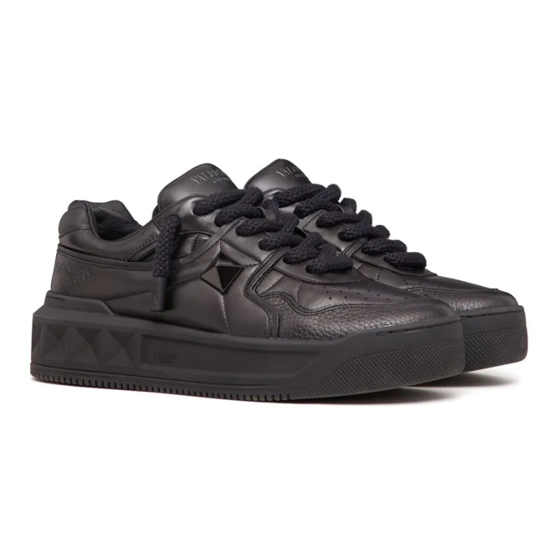 Untitled-design-2025-02-16T173058.915.png Valentino One Stud XL - Black - Image 2