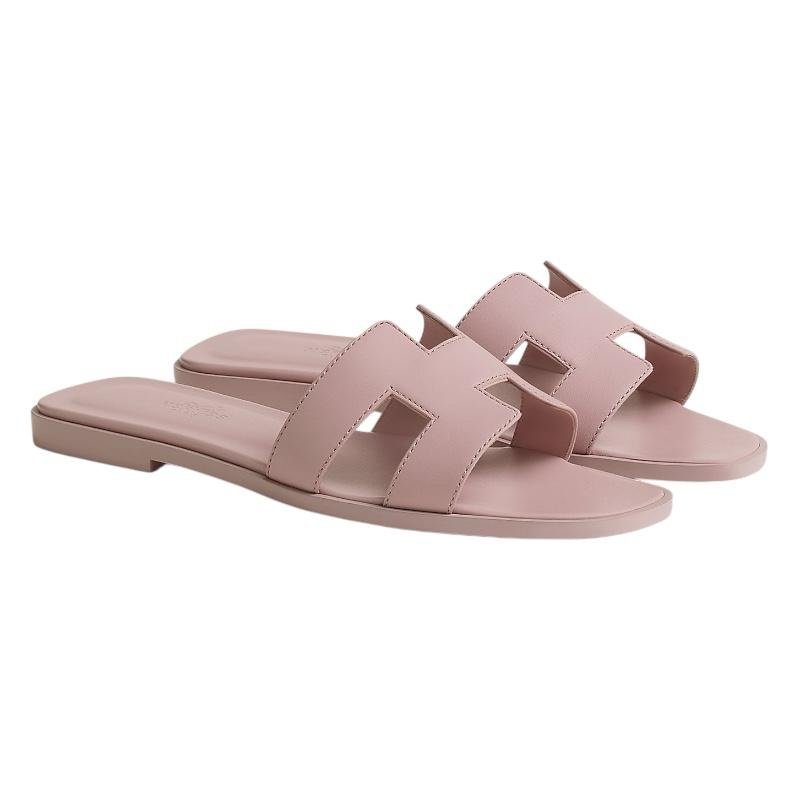 dde0fa17-732e-41d9-8537-9b5c3dc24557.jpeg HERMES Box Calfskin Oran Sandals Rose Pale - Image 2
